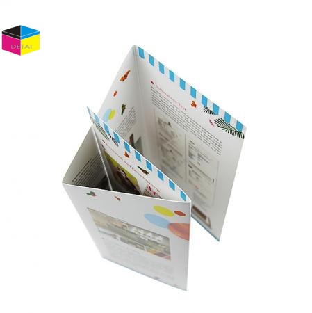 Folded flyer printing brochure 