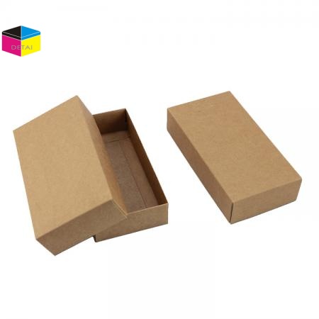 Paper gift boxes with window 