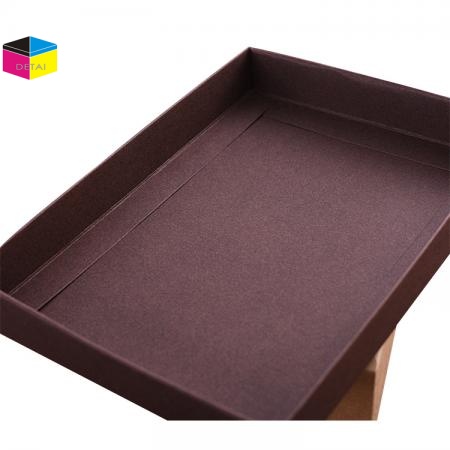 Kraft foldable bottom and lid box 