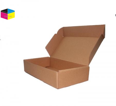 Corrugated shipping boxes 