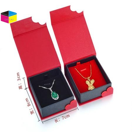 Quality Pendant Box With Your Logo 
