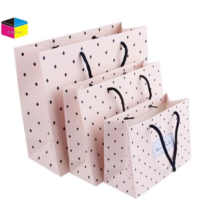 Custom Gift Bags Supplier Paper Bag with Handle Wholesale 