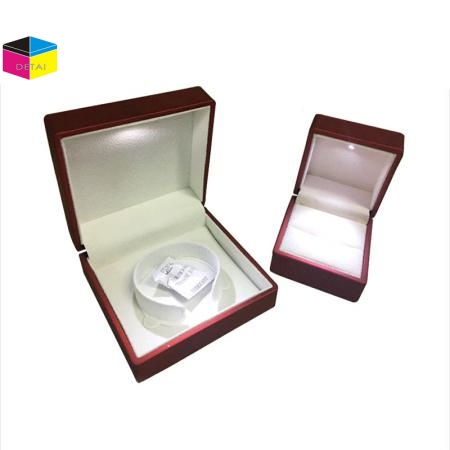 High Quality Paper Watch Boxes Hinged 