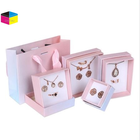 Textured Paper Jewelry Boxes Jewelry Bags 