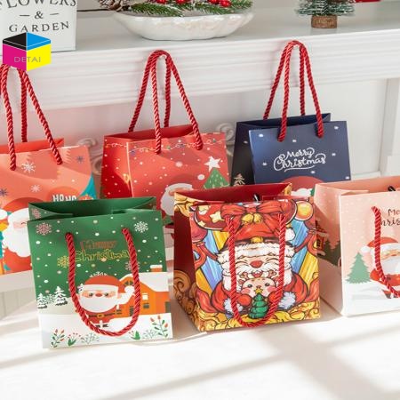 Custom made Paper Shopping Bags Christmas Gift Bags 